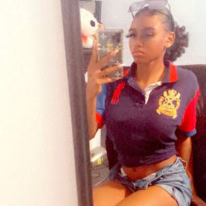 Meet your Posher, Henny